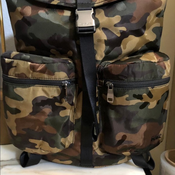 Mk backpack - Picture 2 of 4